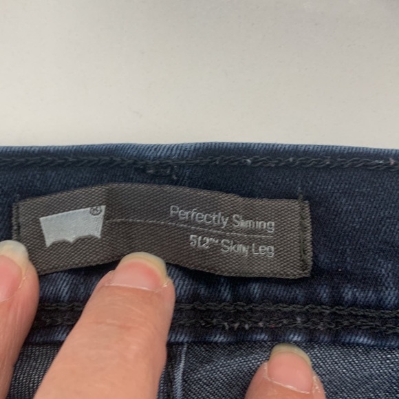 Levis Women’s Perfectly Slimming Skinny Leg Dark Blue Denim Jean. Size 31‎ (635) - Picture 8 of 16